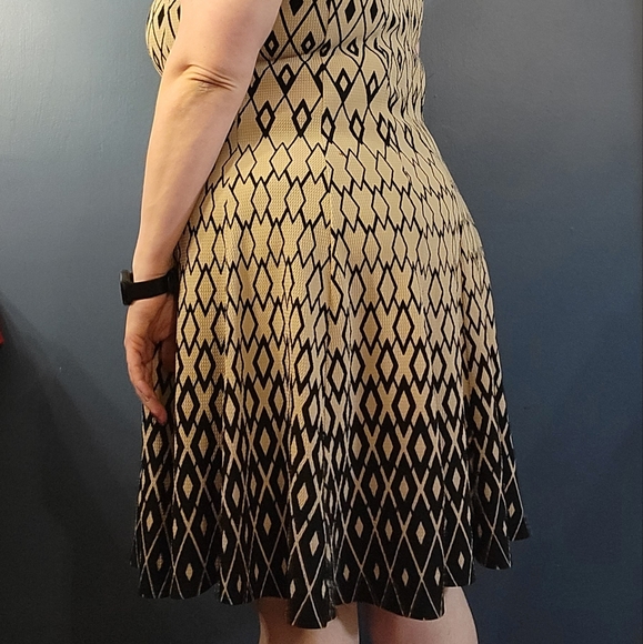 3x flowy dress - Picture 3 of 5